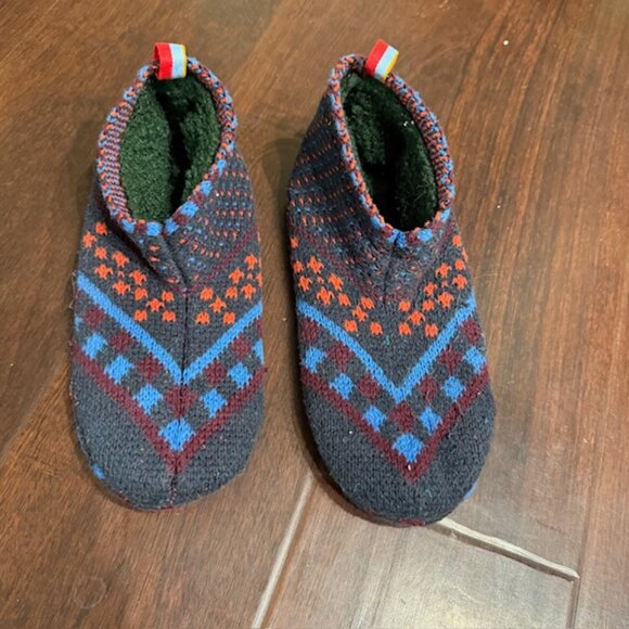 BOMBAS Fair Isle Gripper Slipper Socks Navy Blue Grippy Slippers Sz Small - Picture 1 of 4